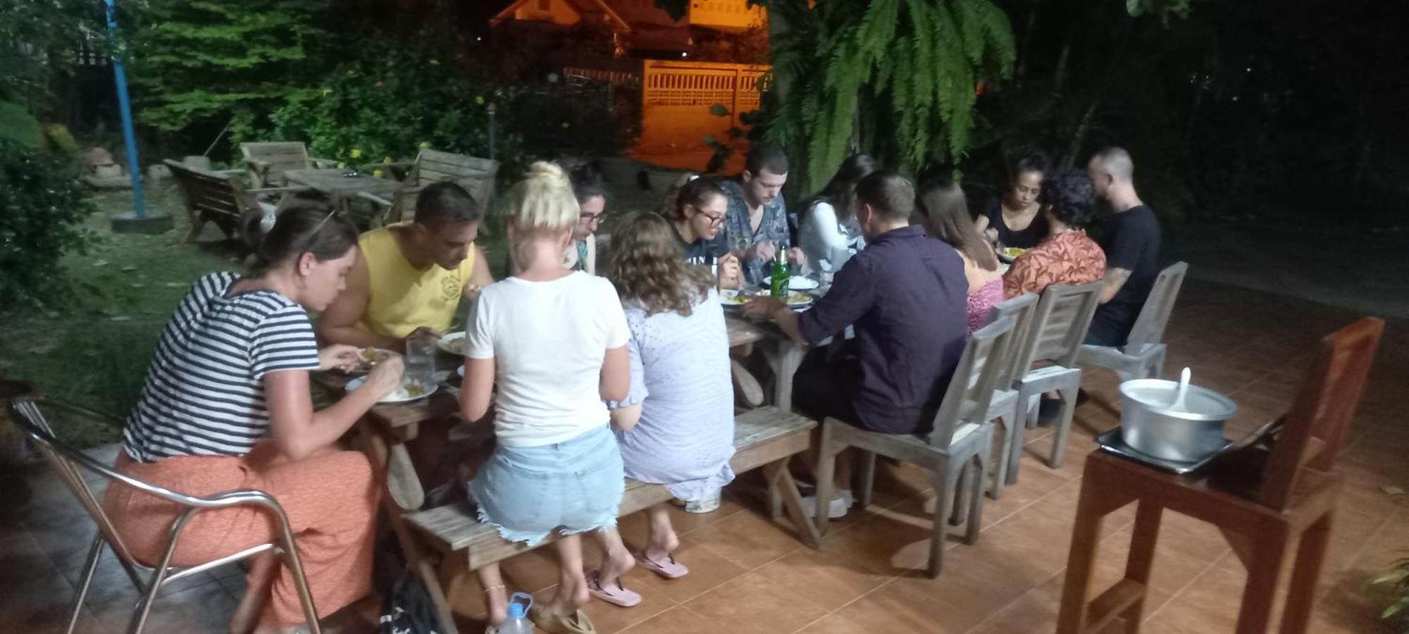 Plus Hostel Ayutthaya מראה חיצוני תמונה