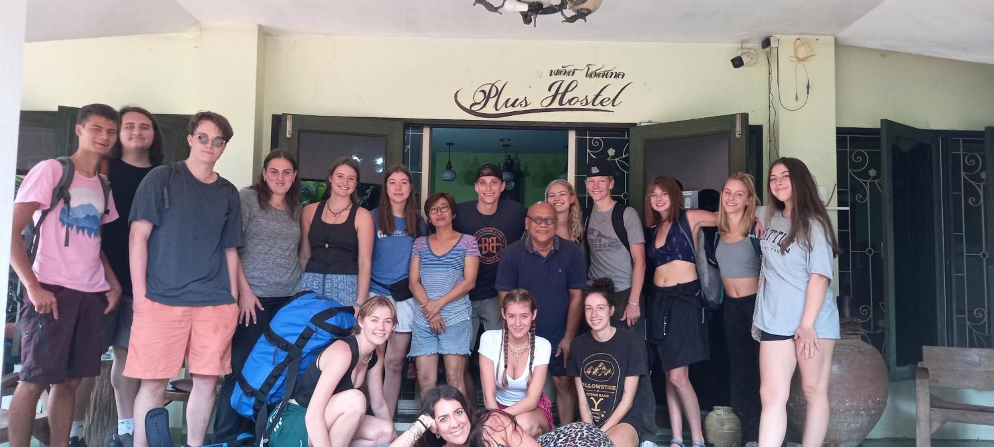 Plus Hostel Ayutthaya מראה חיצוני תמונה